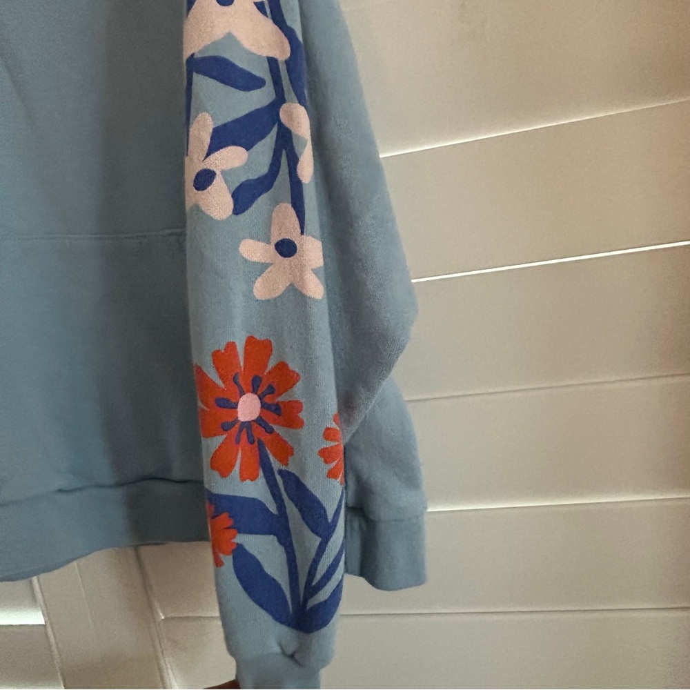 Tea Collection Blue Floral Kids Sweatshirt Size 8 Oversized - Picture 4 of 7